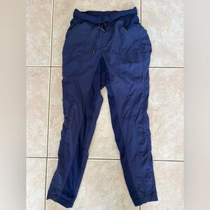 Lululemon leggings size 2